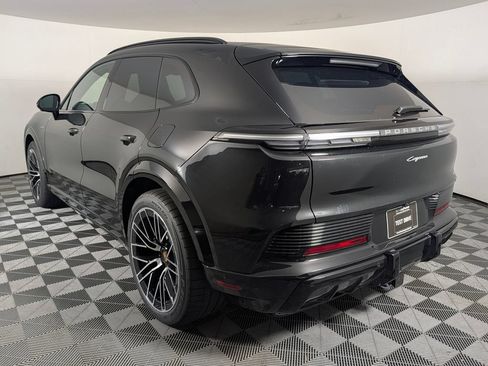 New 2026 Porsche Cayenne Electric AWD/4WD image 3