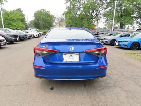 Used 2023 Honda Civic EX image 5