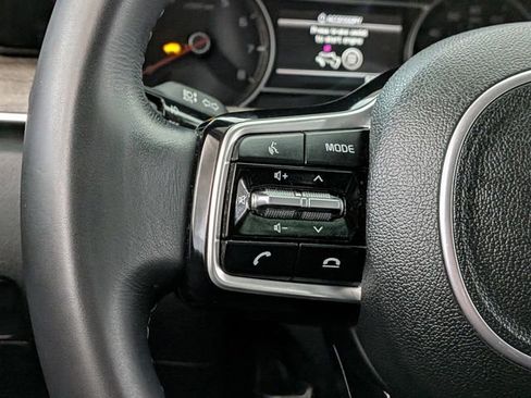 Used 2023 Kia Sorento EX w/ Panoramic Sunroof Package image 34