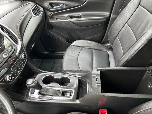 Used 2021 Chevrolet Equinox Premier image 17