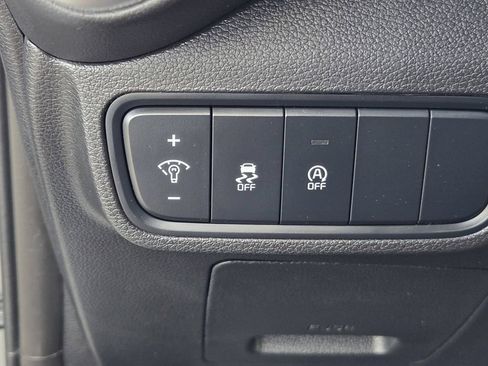 Used 2024 Kia Soul LX w/ Option Group 015 FWD image 23