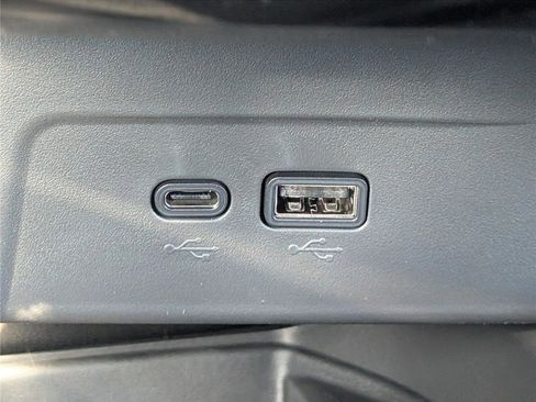 New 2026 Chevrolet Trax LT w/ Sunroof Package image 20