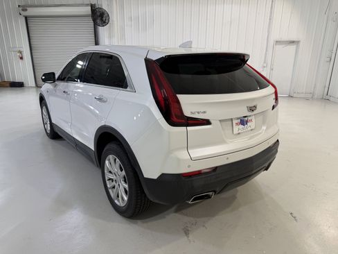 Used 2021 Cadillac XT4 Luxury w/ Driver Awareness Package FWD image 4