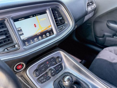 Used 2015 Dodge Challenger SRT Hellcat image 20