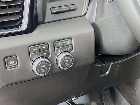 New 2026 GMC Sierra 2500 Denali w/ Denali Reserve Package image 9