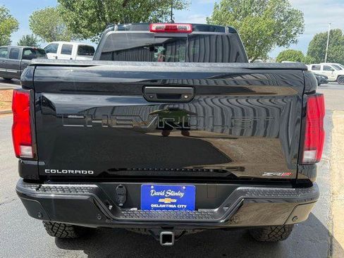 Used 2024 Chevrolet Colorado ZR2 w/ ZR2 Convenience Package III AWD/4WD image 15