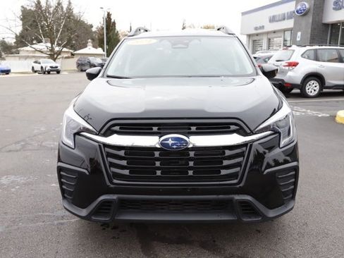 Used 2024 Subaru Ascent Premium w/ Convenience Package image 8