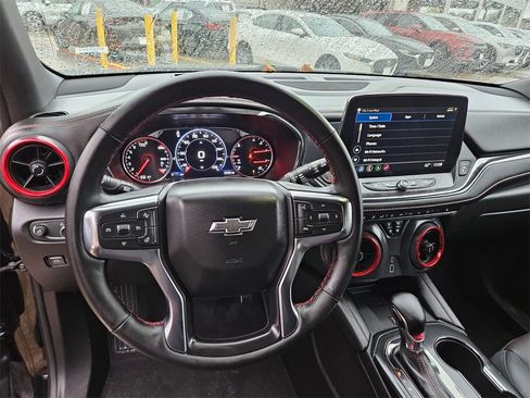 Used 2025 Chevrolet Blazer RS image 16