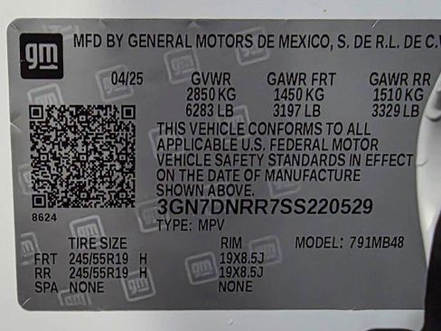 Used 2025 Chevrolet Equinox EV LT image 42
