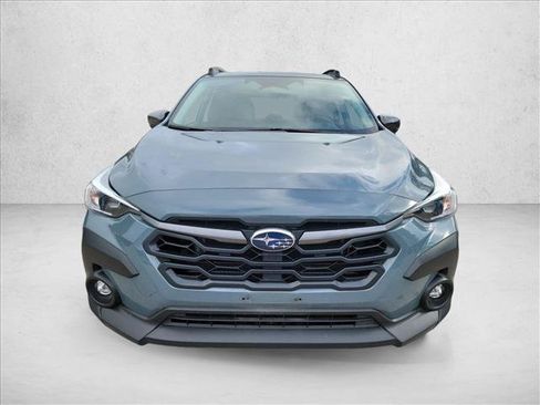 Used 2024 Subaru Crosstrek 2.0i Premium AWD/4WD image 2
