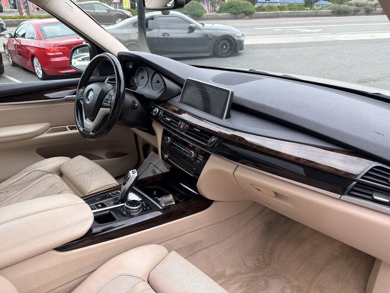 Used 2015 BMW X5 xDrive35i AWD/4WD image 18