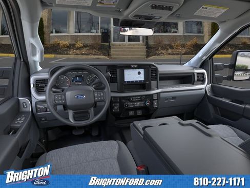 Used 2026 Ford F350 XL w/ FX4 Off-Road Package AWD/4WD image 9