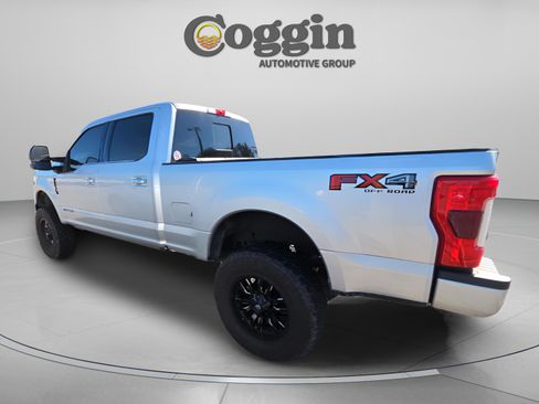 Used 2019 Ford F250 Platinum w/ Platinum Ultimate Package image 8
