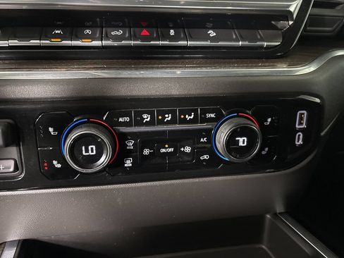 Used 2023 Chevrolet Silverado 1500 LT Trail Boss w/ Convenience Package II AWD/4WD image 18