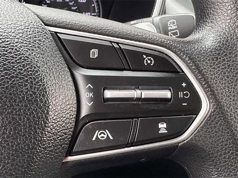 Certified 2022 Hyundai Santa Fe SEL image 22