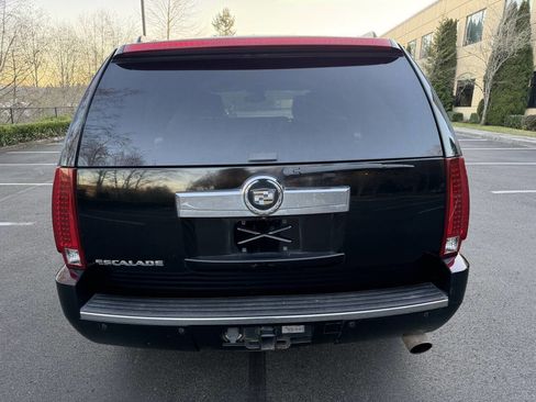 Used 2007 Cadillac Escalade AWD w/ Information Package image 6