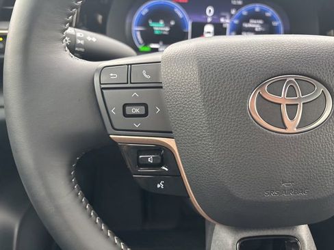 Certified 2026 Toyota Crown XLE image 26