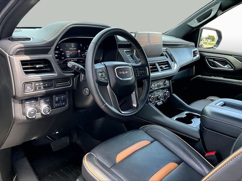 Used 2024 GMC Yukon AT4 w/ Max Trailering Package AWD/4WD image 18