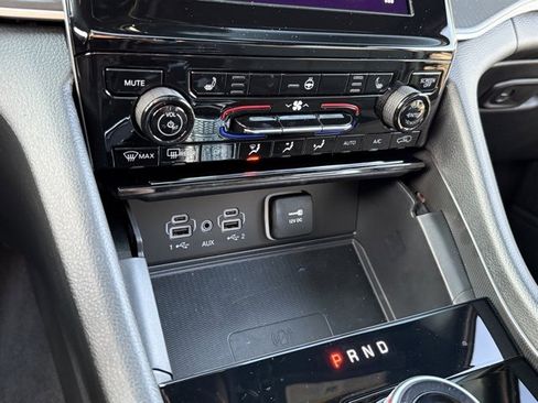 New 2025 Jeep Grand Cherokee L Laredo w/ Luxury Tech Group I image 20