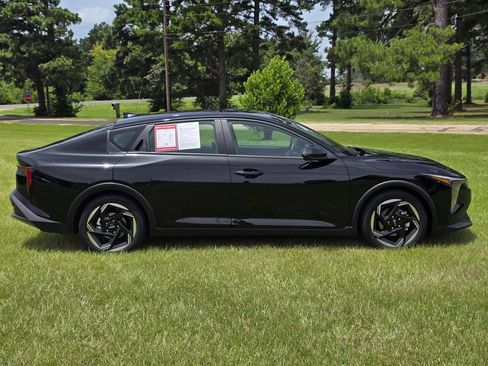 Used 2025 Kia K4 EX FWD image 9