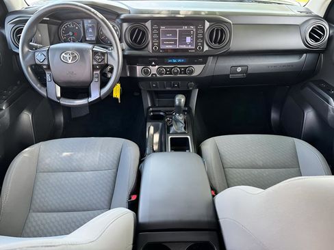 Used 2022 Toyota Tacoma SR AWD/4WD image 20