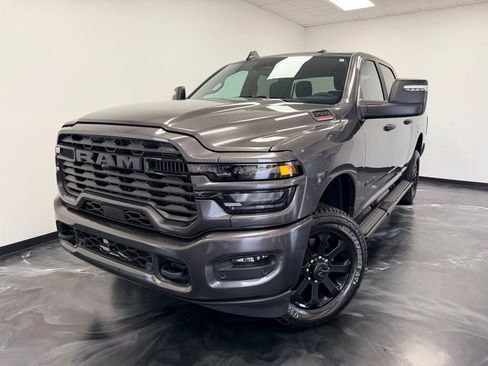 Used 2025 RAM 2500 Big Horn AWD/4WD image 18