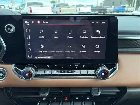 Used 2023 GMC Canyon AT4 image 19