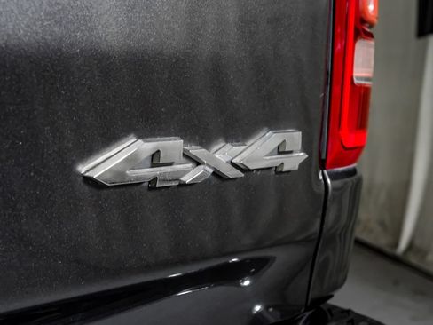 Used 2020 RAM 1500 Laramie AWD/4WD image 45