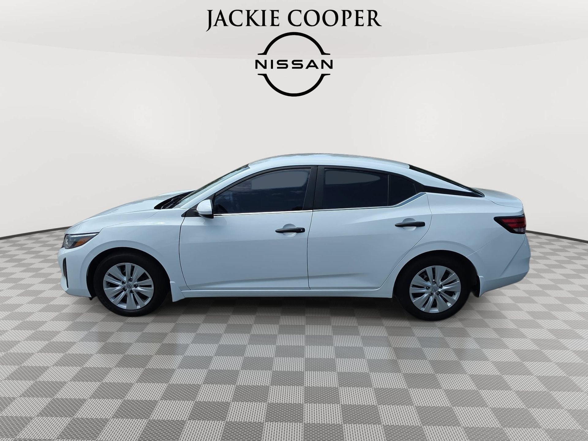 Used 2025 Nissan Sentra S FWD image 8