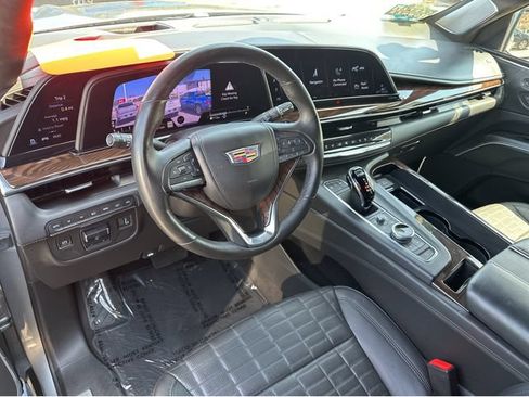 Certified 2023 Cadillac Escalade Sport Platinum AWD/4WD image 27
