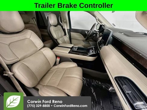 Used 2022 Lincoln Navigator Reserve AWD/4WD image 29