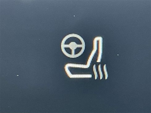 Used 2025 Ford Expedition Active image 19