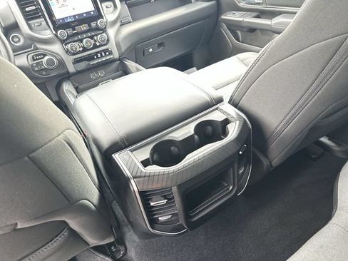Used 2025 RAM 1500 Big Horn AWD/4WD image 23