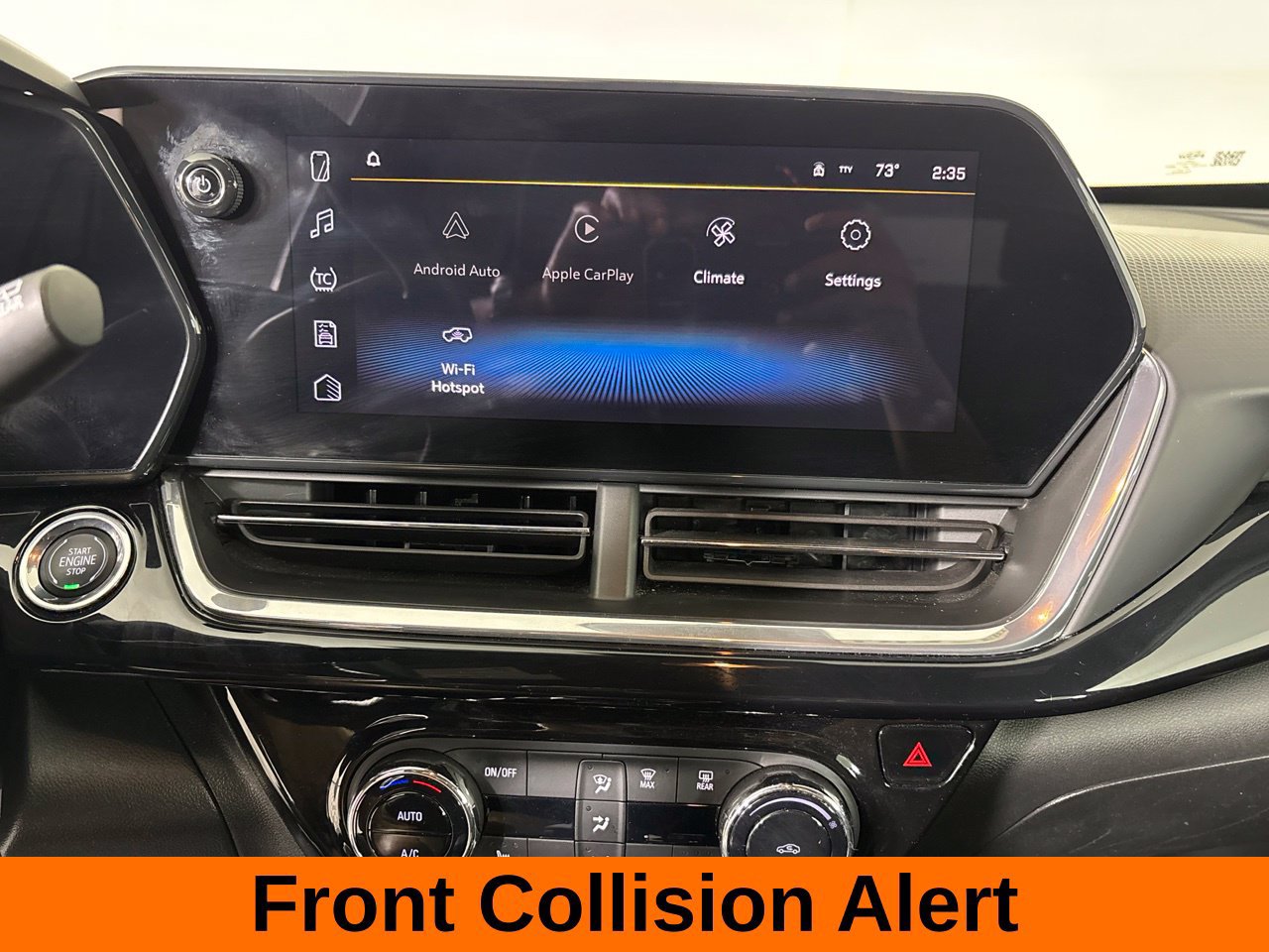 Used 2024 Chevrolet Trax RS FWD image 16