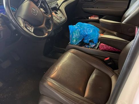 Used 2019 Honda Odyssey EX-L image 2