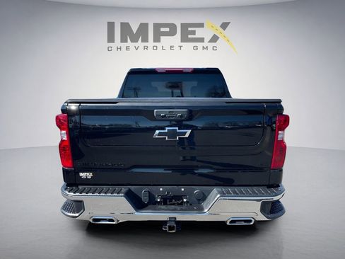 Used 2024 Chevrolet Silverado 1500 LT w/ Z71 Off-Road Package AWD/4WD image 4