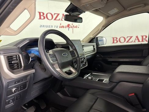 Used 2022 Ford Expedition Max XLT image 12