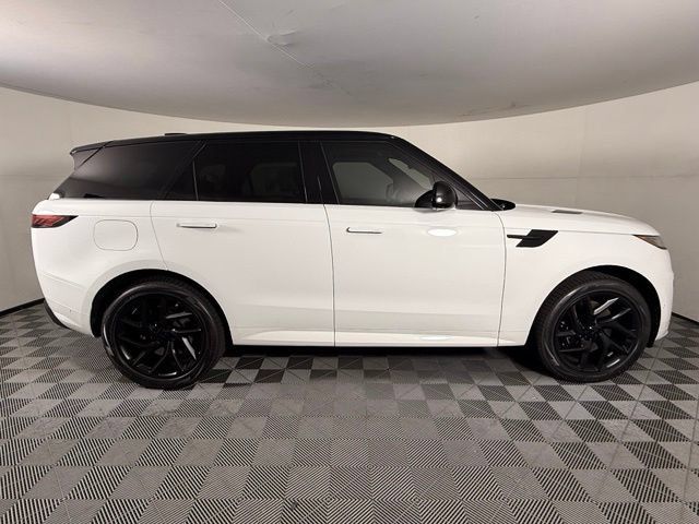 New 2027 Land Rover Range Rover Sport Battersea AWD/4WD image 8
