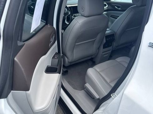 Certified 2019 GMC Acadia SLT AWD/4WD image 24