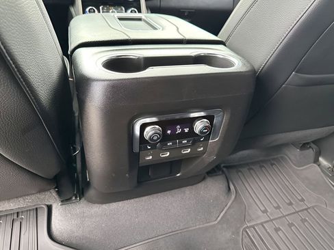 Used 2023 GMC Yukon XL Denali w/ Denali Reserve Package RWD image 21