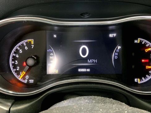 Used 2020 Jeep Grand Cherokee Limited RWD image 18