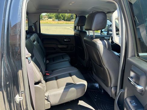 Used 2015 GMC Sierra 1500 SLT w/ All-Terrain Package AWD/4WD image 6