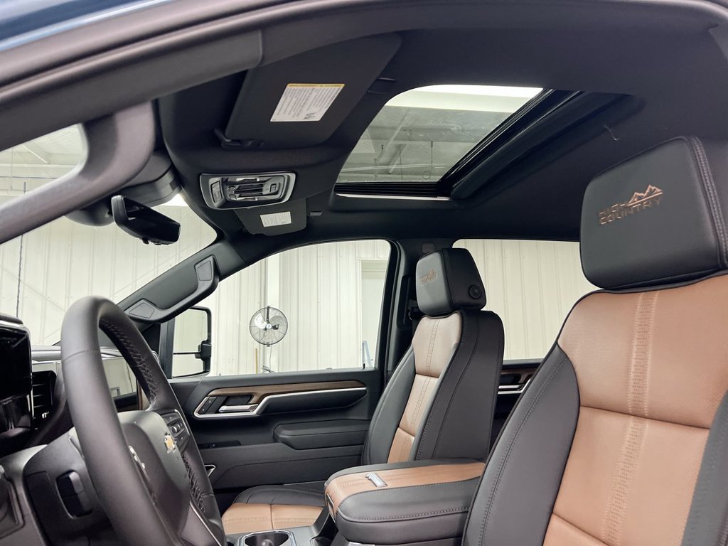 New 2026 Chevrolet Silverado 2500 High Country w/ High Country Premium Package AWD/4WD image 20