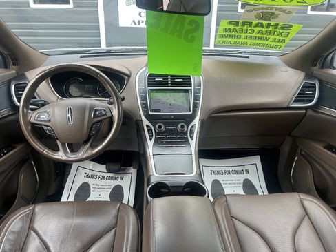 Used 2016 Lincoln MKX Reserve w/ Technology Package image 9