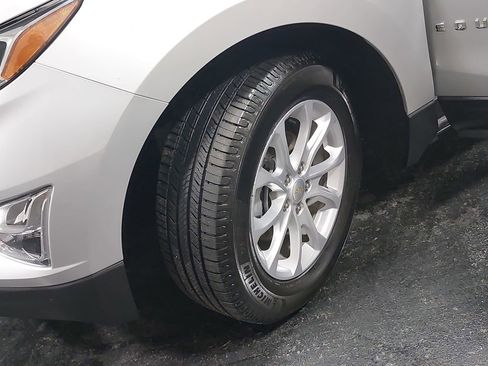 Used 2020 Chevrolet Equinox LT w/ Driver Convenience Package image 65