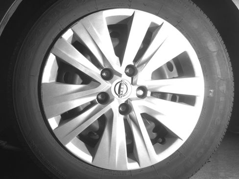 Used 2025 Nissan Sentra S FWD image 12
