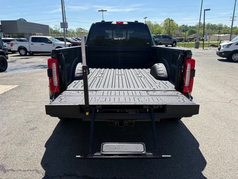 New 2026 Ford F350 Lariat image 38