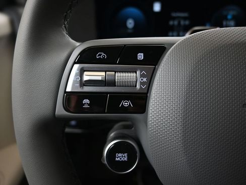 New 2025 Hyundai Ioniq 5 SEL image 26