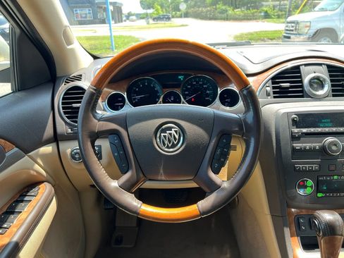 Used 2011 Buick Enclave CXL FWD image 20