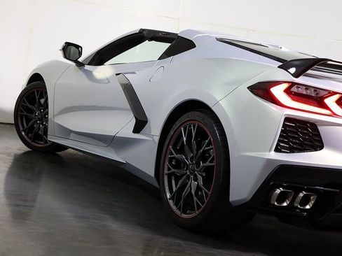 Used 2023 Chevrolet Corvette Stingray Preferred Cpe w/ Z51 Performance Package RWD image 12